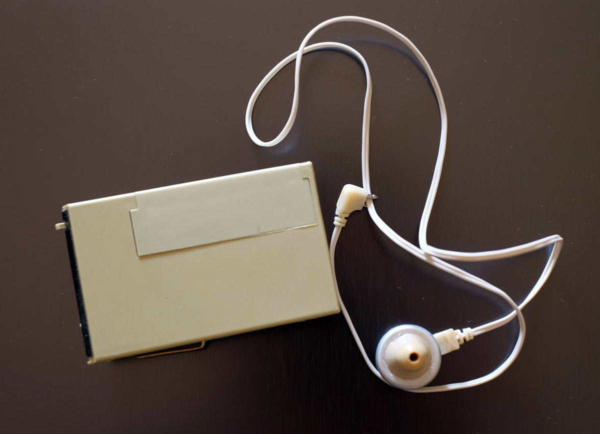Аппарат слуховой электронный карманный ''К-10К'' (К-10С).