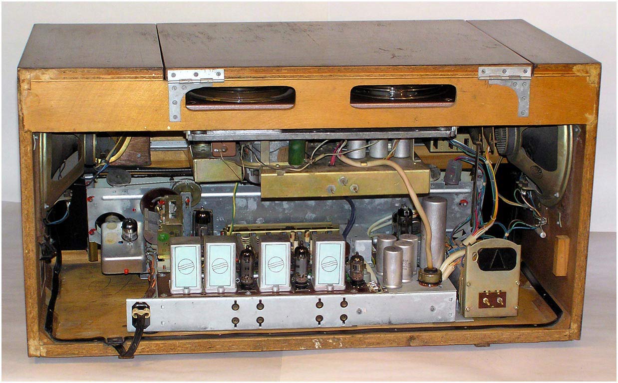 Миния 1. Катушечная магнитола ''Миния-4''.. Магнитола Миния 4. Ламповая радиола Миния 4. Миния-4 магнитола ламповая.
